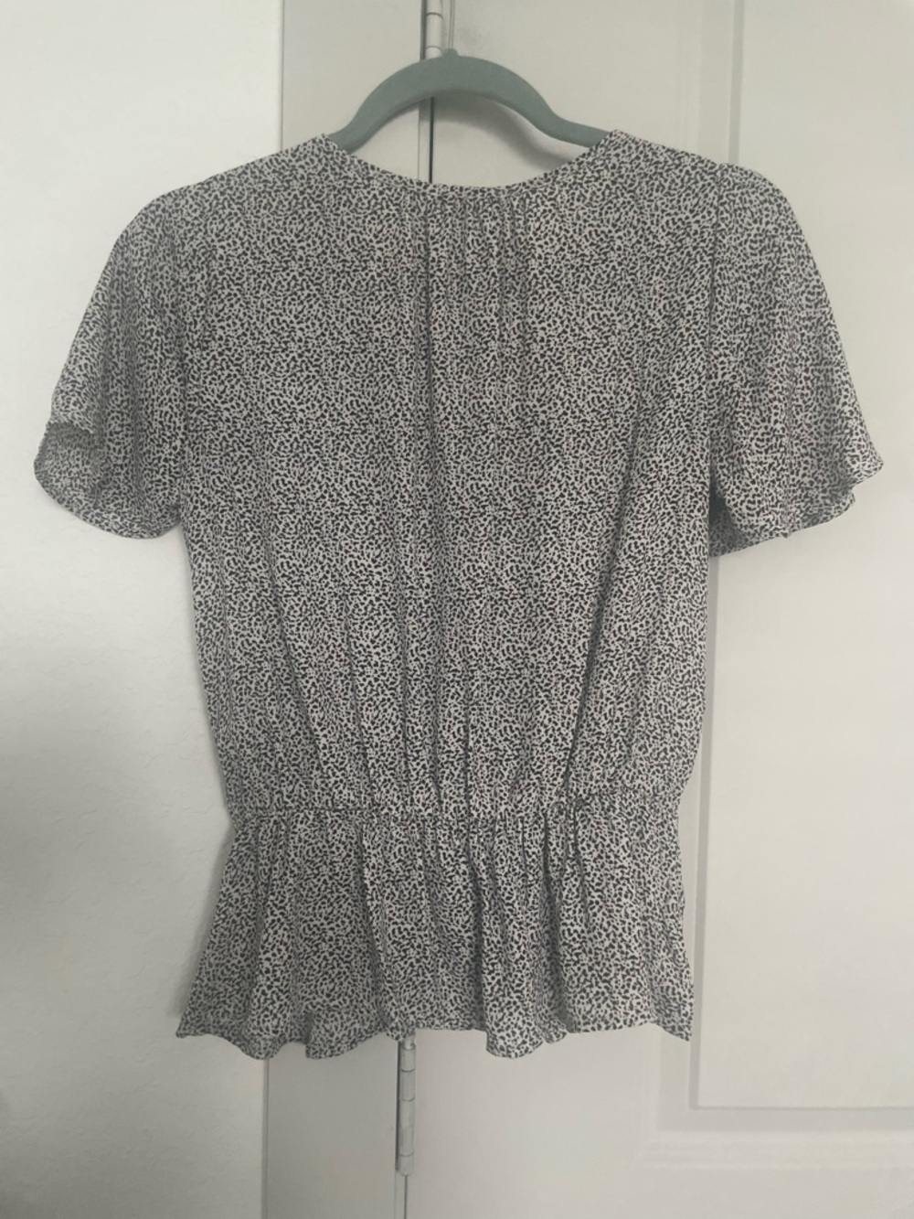Sienna Sky Black & White Tie-Front V-Neck Blouse - Picture 2 of 2